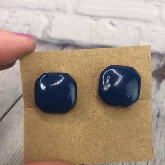 Boho navy blue square clip on earrings - Picture 8 of 10